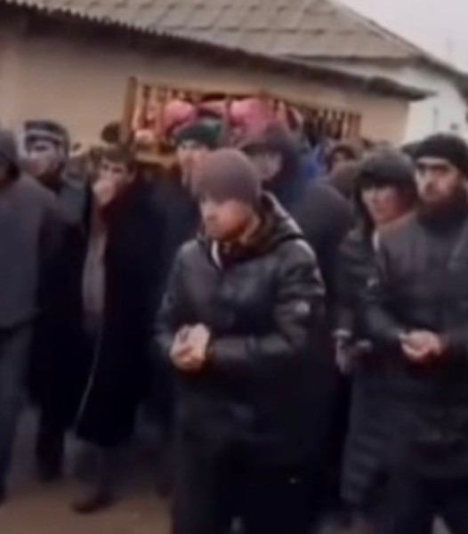 "Маған ақша емес, бала керек": Ресейде қайтыс болған 10 жастағы тәжік баласының анасы шырылдап отыр (ВИДЕО)