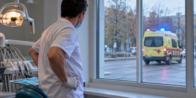 Павлодарда тіс емдетуге барған 3 жасар қыз комаға түсті