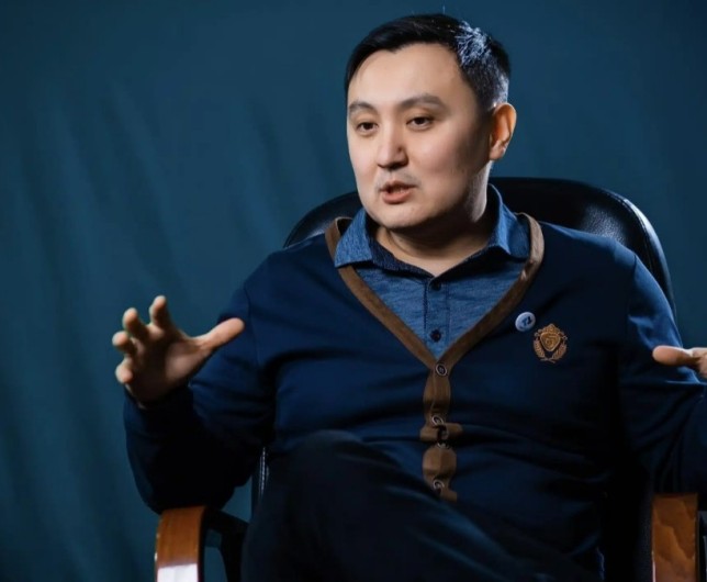 Вице-президент, Құрылтай және Халық кеңесі: Ғазиз Әбішев жаңа саяси жүйенің логикасын түсіндірді