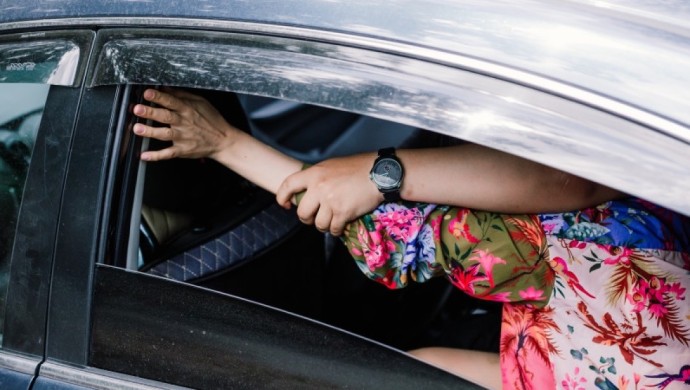 Қазақстанда қыз алып қашу, порнография, есірткі тақырыбындағы әндерге тыйым салынбақ