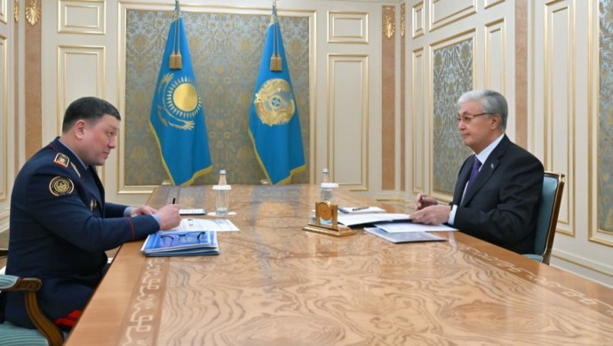 "Некеге мәжбүрлеу – қылмыс" – Тоқаев Ішкі істер министріне тапсырма берді