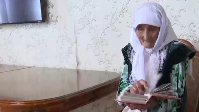 116 жасқа келген қазақстандық әжей ұзақ өмір сүрудің құпиясын айтты