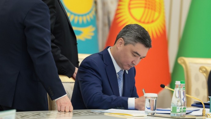 Олжас Бектенов Ашхабадтағы ТМД үкіметтері басшылары кеңесінің отырысына қатысты