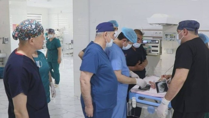 Туыстық некенің кесірі: Өзбекстанда төрт аяқты сәби дүниеге келді