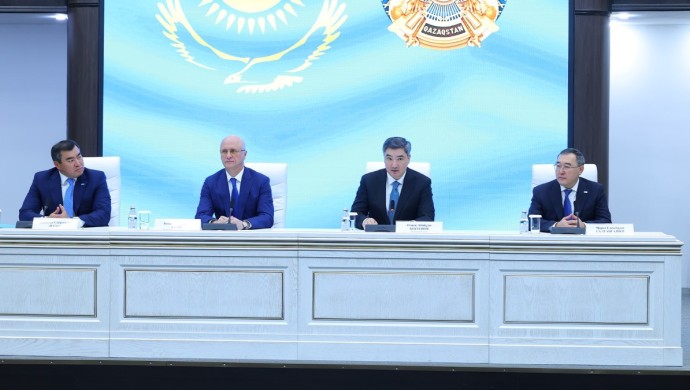 Алматы облысының жаңа әкімі маңызды нысандардың құрылысын озық қарқынмен қамтамасыз етуі қажет – Олжас Бектенов