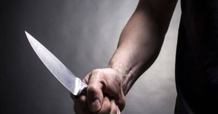 Ақтөбеде ұлын әйелінің көңілдесі деп ойлап, пышақтап тастады