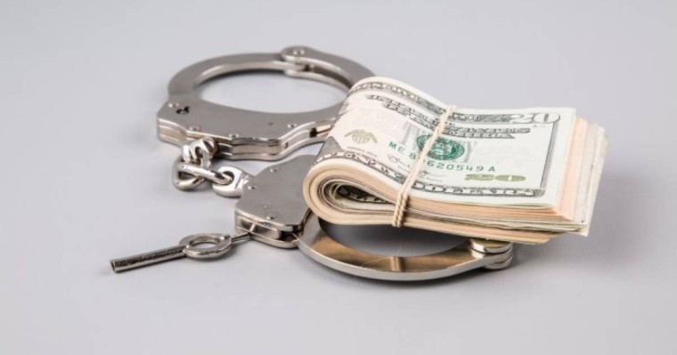 "Алтынкөл" стансасының бастығы парамен ұсталды