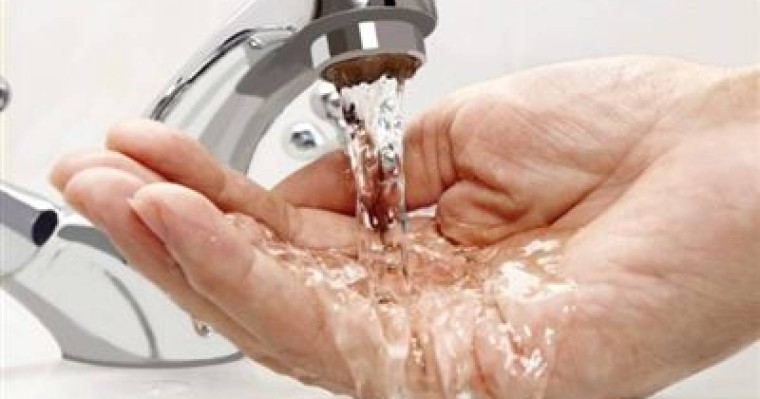 Әйел краннан аққан сумен мұрнын жуғаннан кейін қайтыс болып кетті