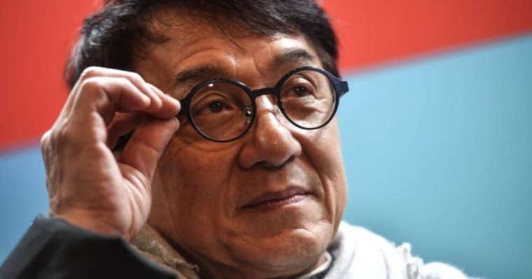 Джеки Чан Сириядан құтқарылған қазақстандықтар жайлы фильмді көрді – видео