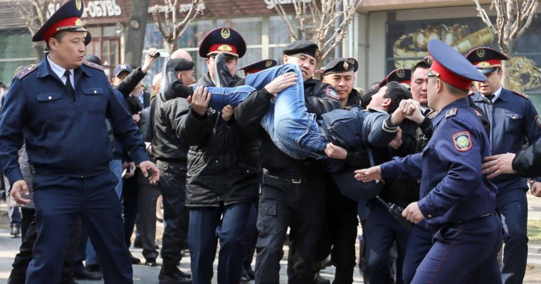 Қазақстан прокуратурасы азаматтарға заңсыз митингіге шықпауды ескертті