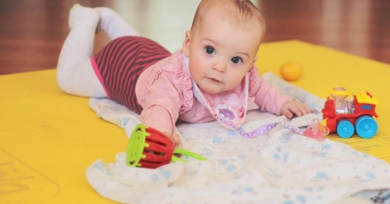 Сәбидің әр айдағы даму кезеңдері