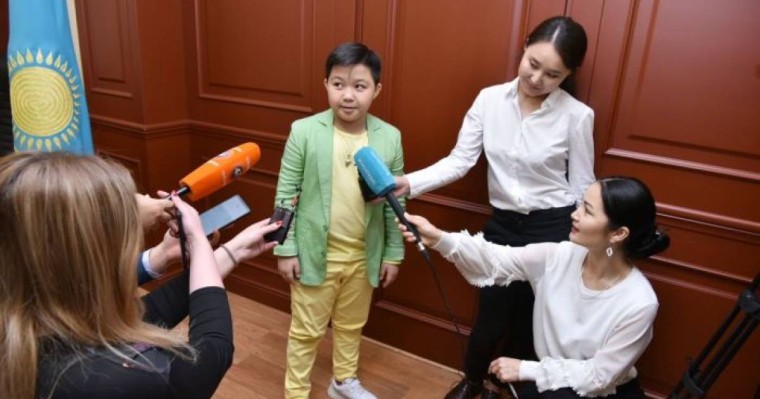 Димаш ағама "спасибо" деп жіберіппін, ескерту жасады  