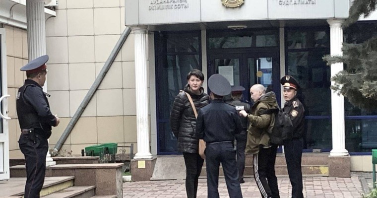 Белсенділерді қамау, «заңдастырылған диктатура» және «нәтижесі белгілі сайлау»