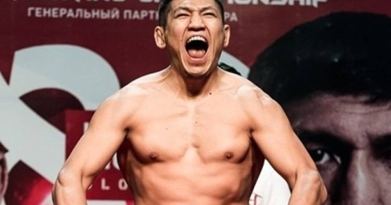 Қуат Хамитов чемпиондық белбеу үшін жекпе-жекте жеңіліп қалды – видео