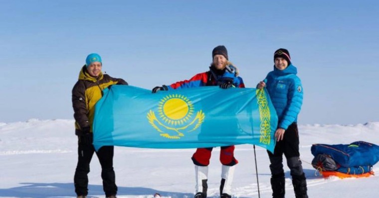 Норвегиялық турист Балқаш көлін шаңғымен кесіп өтті