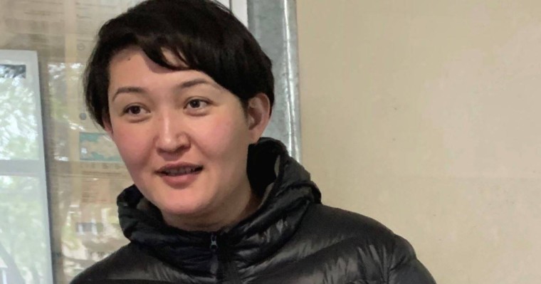 баннер үшін қамалған Әсия Төлесова аштық жариялады