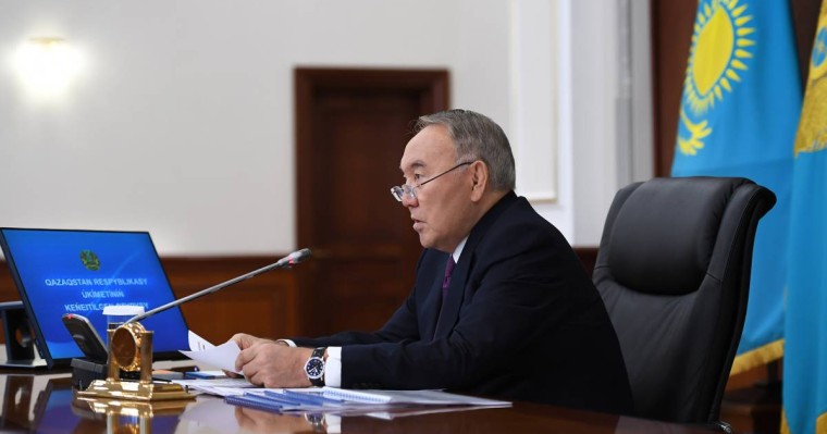 Үкіметтің кеңейтілген отырысында көтерілген мәселелер қалай шешіледі?