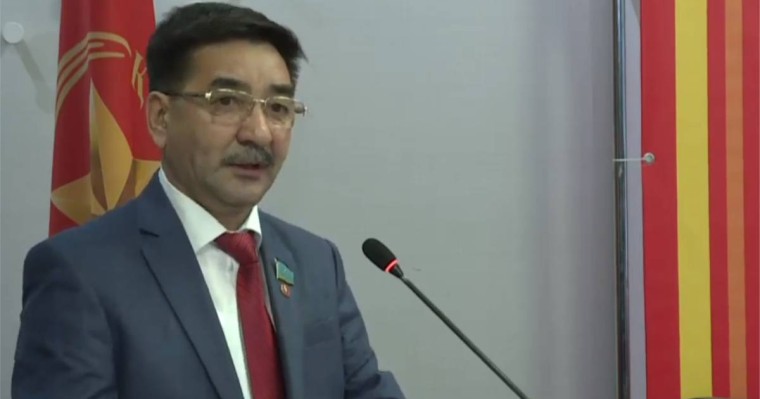 Билікшіл партия Жамбыл Ахметбековті президенттікке екінші рет ұсынды