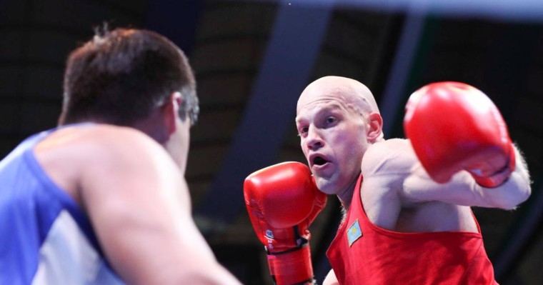 Боксшы Василий Левит Азия чемпионатында нокдаунмен жеңілді
