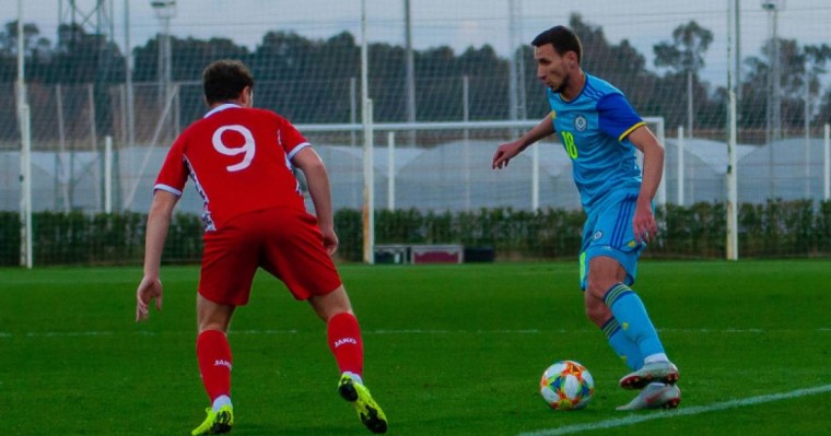 «Бүгінгі ойын тәжірибе мен жастықтың жиынтығынан құралды»