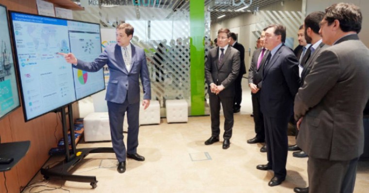 Мамин Astana Hub стартап-жобалардың өкілдерімен кездесті