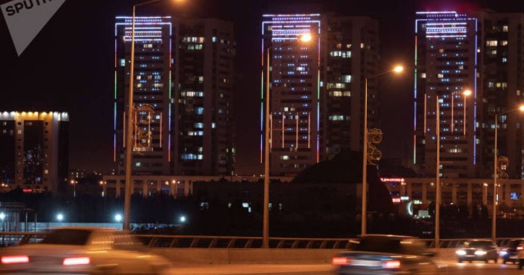 Кәсіпкер Нұр-Сұлтанның қымбат үйлерінің қорқынышты фотоларын жариялады