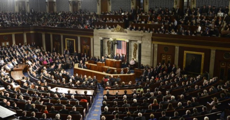 АҚШ өкілдер палатасы Кремль мен Путинге қарсы заңды мақұлдады