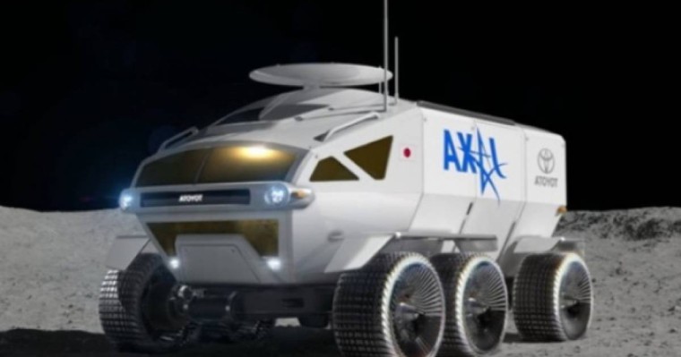 Тоyota Айда жүретін автобус ойлап тапты