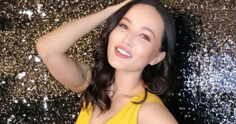 "Екінші Байзақова": Кәмшат Жолдыбаева ел алдына іш киіммен шығып, сөзге қалды (видео) - Қазақстан жаңалықтары