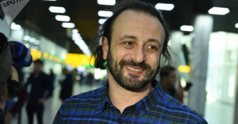 Элизабет Тұрсынбаеваны қарсы алған алматылықтарды ерекше тосынсый таңғалдырды