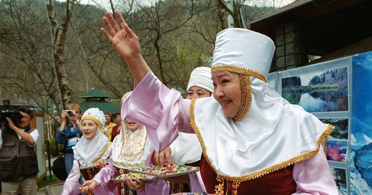 Амал мерекесі: Қазақстанда «көрісу» күні басталып кетті