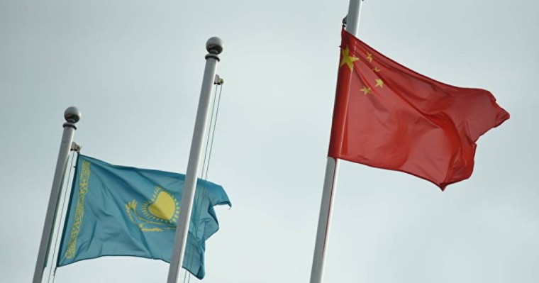 Назарбаев Қытай елшісімен кездесті