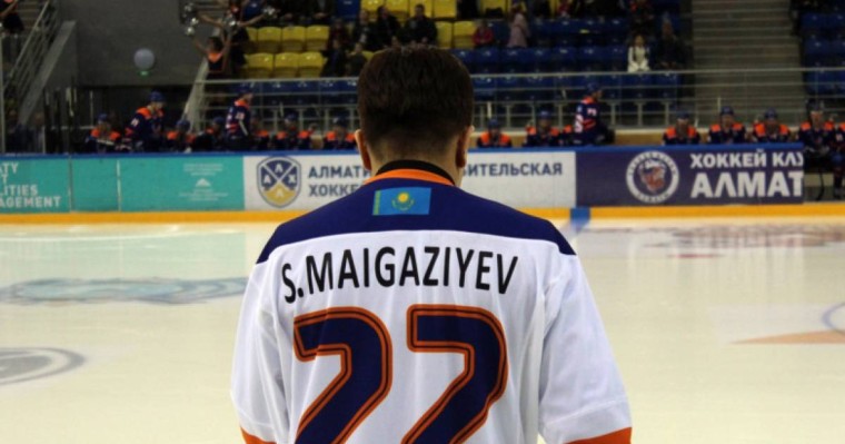 Хоккейде қонақта болған Майғазиев шетелік әндерге шүйлікті