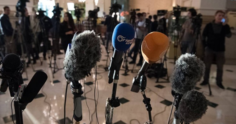 "Бірдеңе істеу қажет" Назарбаева журналистердің рейтинг қуып кеткенін айтты