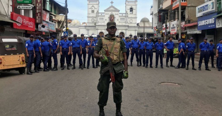 Шри-Ланкадағы жарылыстан жүзден астам адам қаза тапты