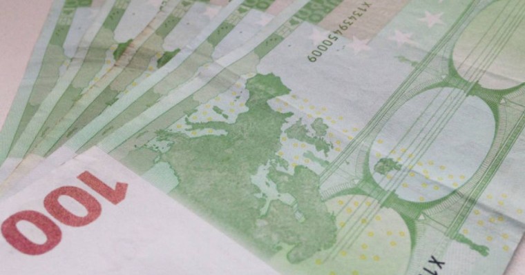 Түрік азаматы Алматыдан 10 мың евро ақшаны заңсыз алып шықпақ болды