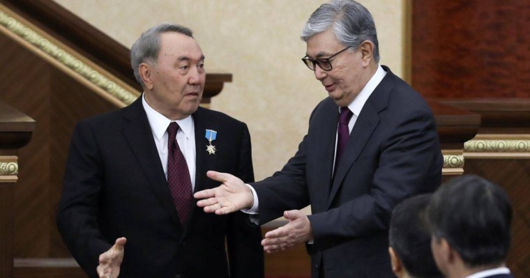 Назарбаевсыз бір ай. Президент ауысты, билік ше?