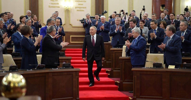 Назарбаевсыз 30 күн