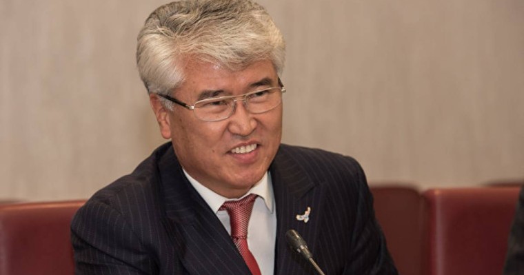 Мұхамедиұлы өзінің даусын салып, басы дауға қалған жас жігіт туралы айтып берді