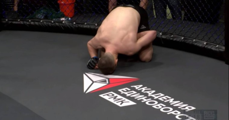 Қазақтан шыққан жекпе-жек шебері қарсыласын ауыр нокаутқа жіберді