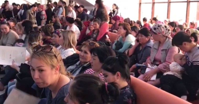 "Атаулы көмекті рәсімдеу қиын" деген депутат сөзін еңбек министрлігі жоққа шығарды