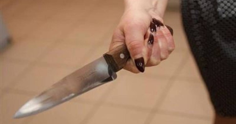 Ақтөбеде бойжеткен әкесінің бетін тіліп тастады