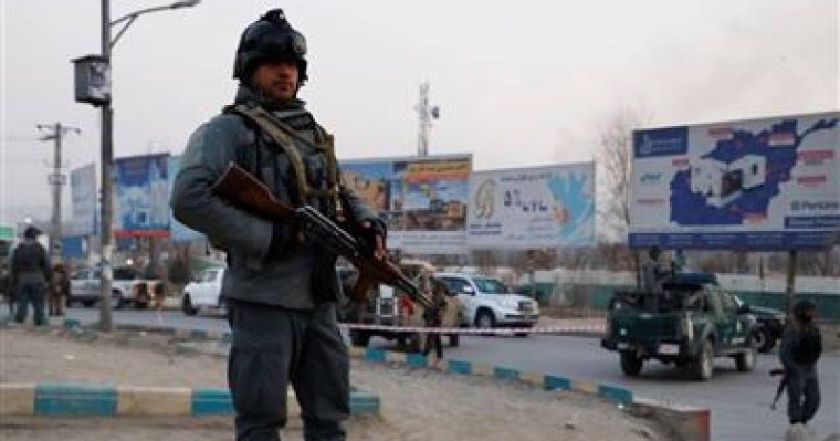 Экстремистер үкімет ғимаратын басып алды