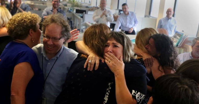 Трамп туралы зерттеу жүргізген NYT пен WSJ газеттері Пулитцер сыйлығын алды