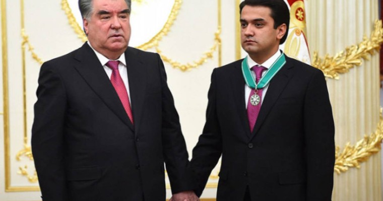 Тәжікстан президенті келесі сайлауға өзінің ұлын шығармақ – "тәжіктің Әблязовы"