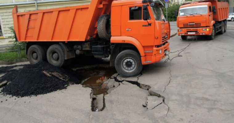 Қарағанды облысының әкімдігі тас жолда болған сұмдықты түсіндірді