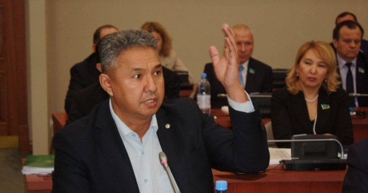 "Ақ жол" партиясы құрылтай күнін белгіледі