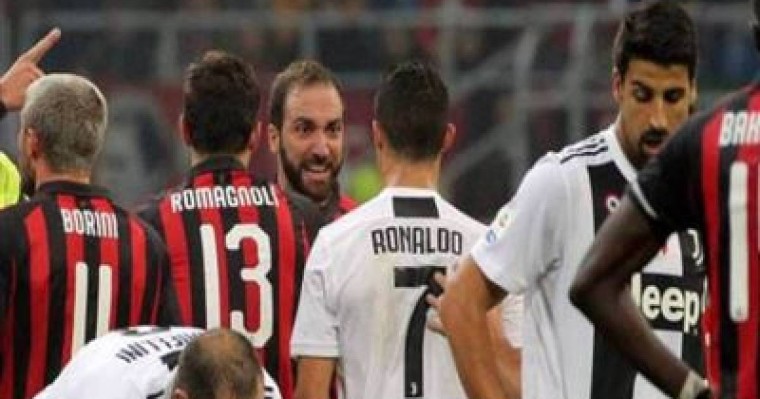 Игуаин Роналдумен ерегесіп, ойыннан шеттелді