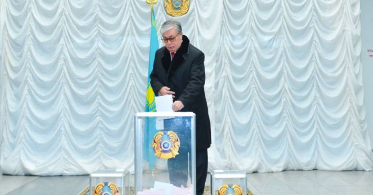 Тоқаев БҰҰ-да қызмет етті: Ол Президент сайлауына түсе ала ма?