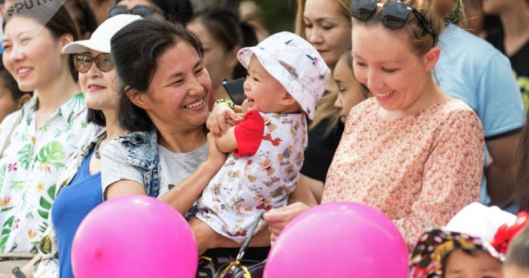 Көлгінов көпбалалы аналардың проблемасын қалай шешетінін айтты